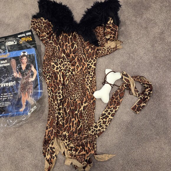 Cavewoman costume - Picture 2 of 4